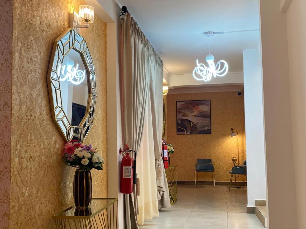 Milton Avenue Suites Аккра Экстерьер фото