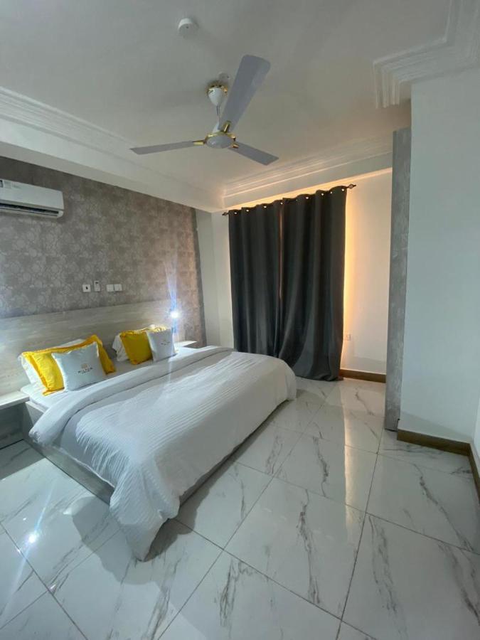 Milton Avenue Suites Аккра Экстерьер фото