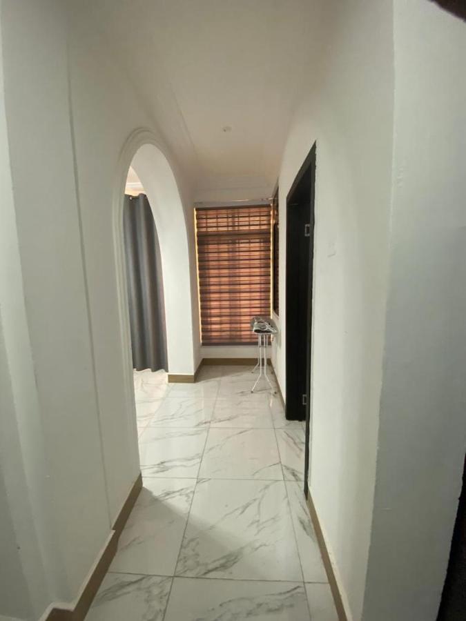 Milton Avenue Suites Аккра Экстерьер фото